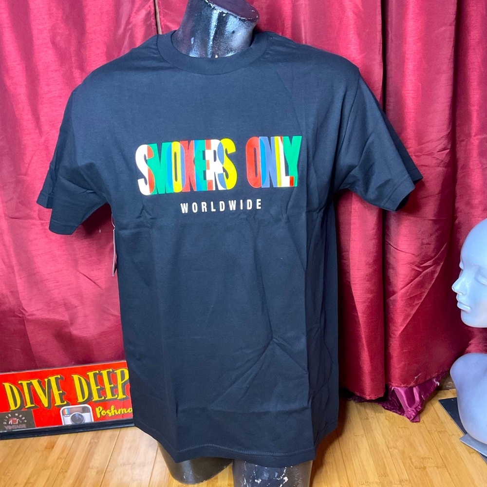 NWT Smokers only world wide premium stoner wear crew neck T-shirt weed